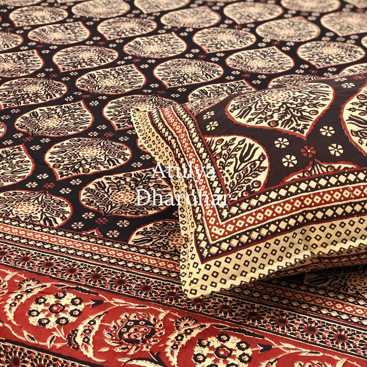 Brown Kalamkari Cotton Super King Bedsheet