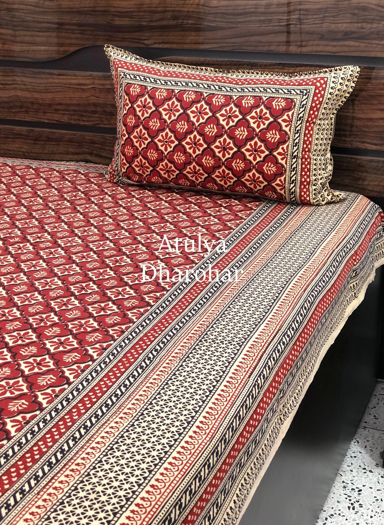 Maroon & Black Cotton Kalamkari King Size Bedsheet