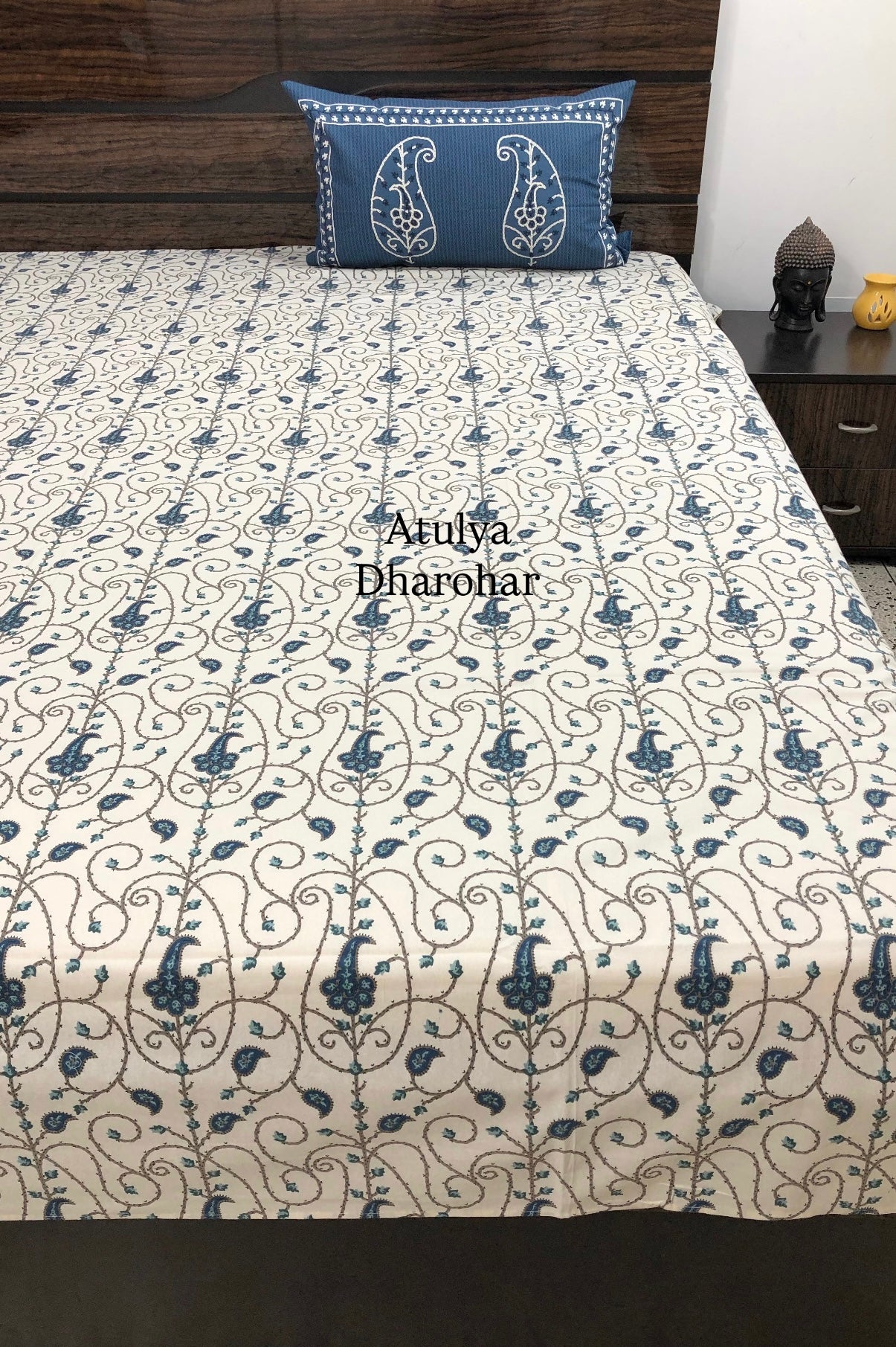 Blue Paisley Jaal Cotton King Size Bedsheet