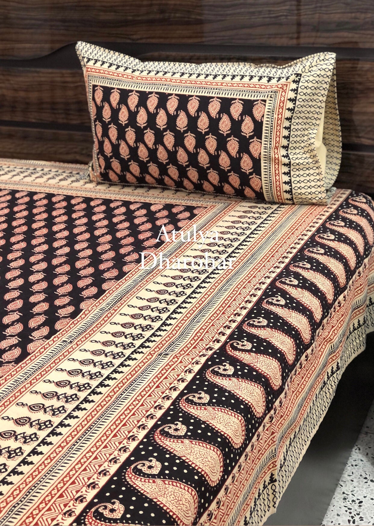 Black and Maroon Kalamkari Super King Cotton Bedsheet