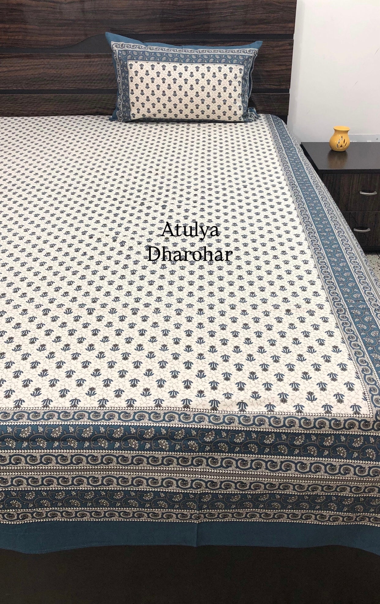 Bluish Grey Floral Mughal Jaal Cotton King Size Bedsheet