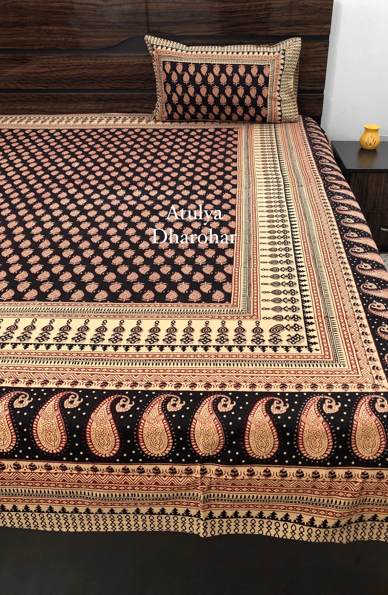 Black and Maroon Kalamkari Super King Cotton Bedsheet