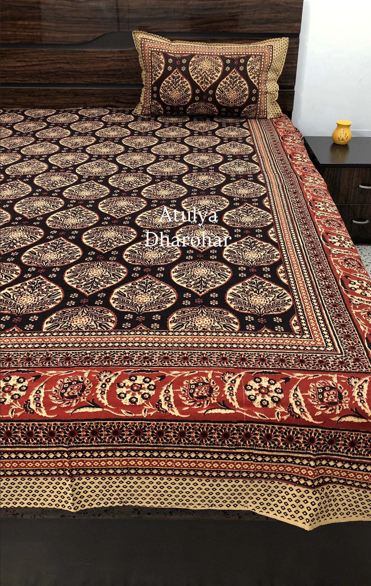 Brown Kalamkari Cotton Super King Bedsheet