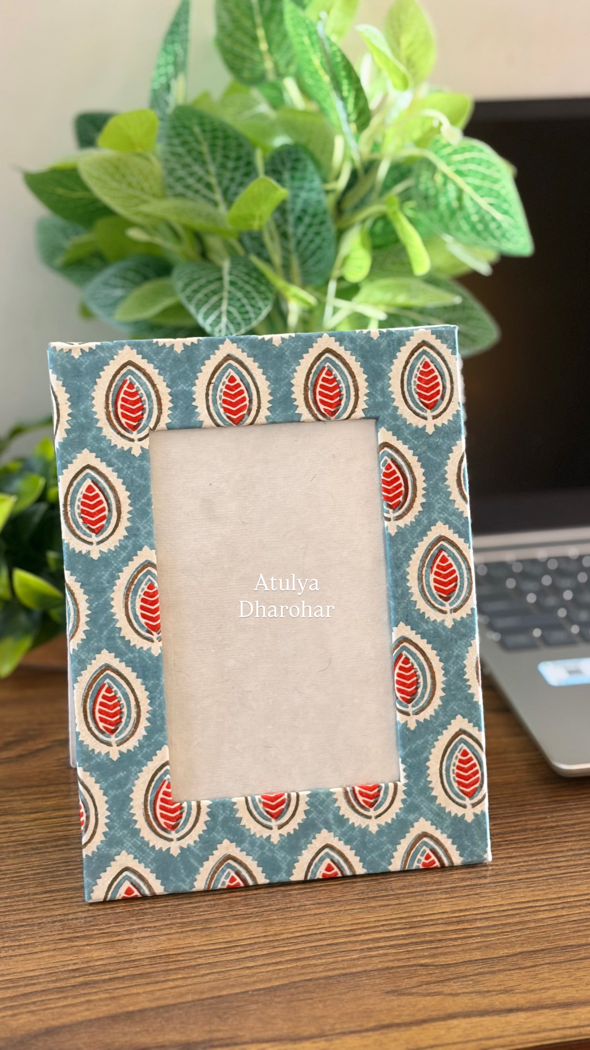 Red Floral Motifs Photo Frame