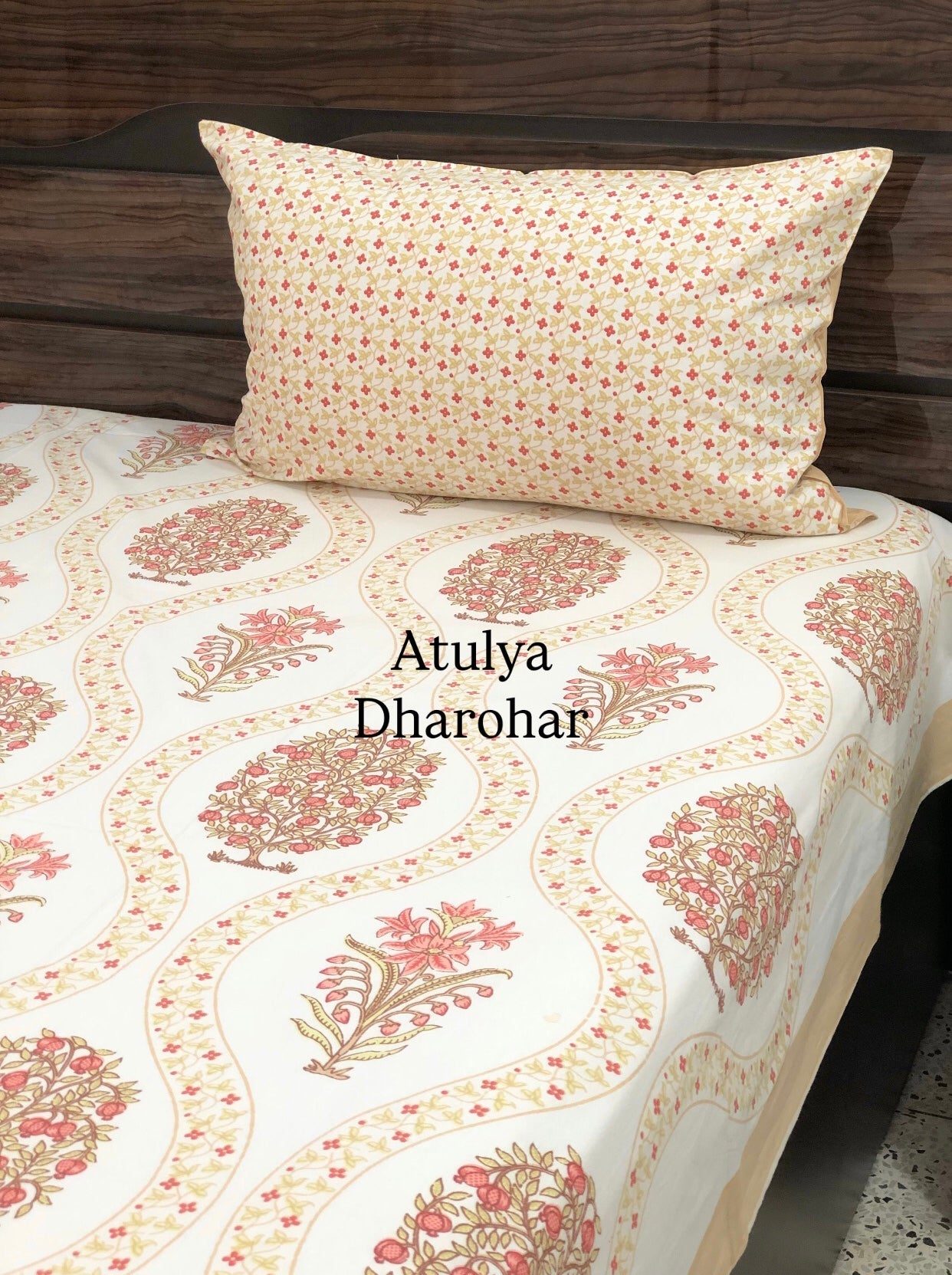 Peach Floral Motifs Cotton Super King Size Bedsheet