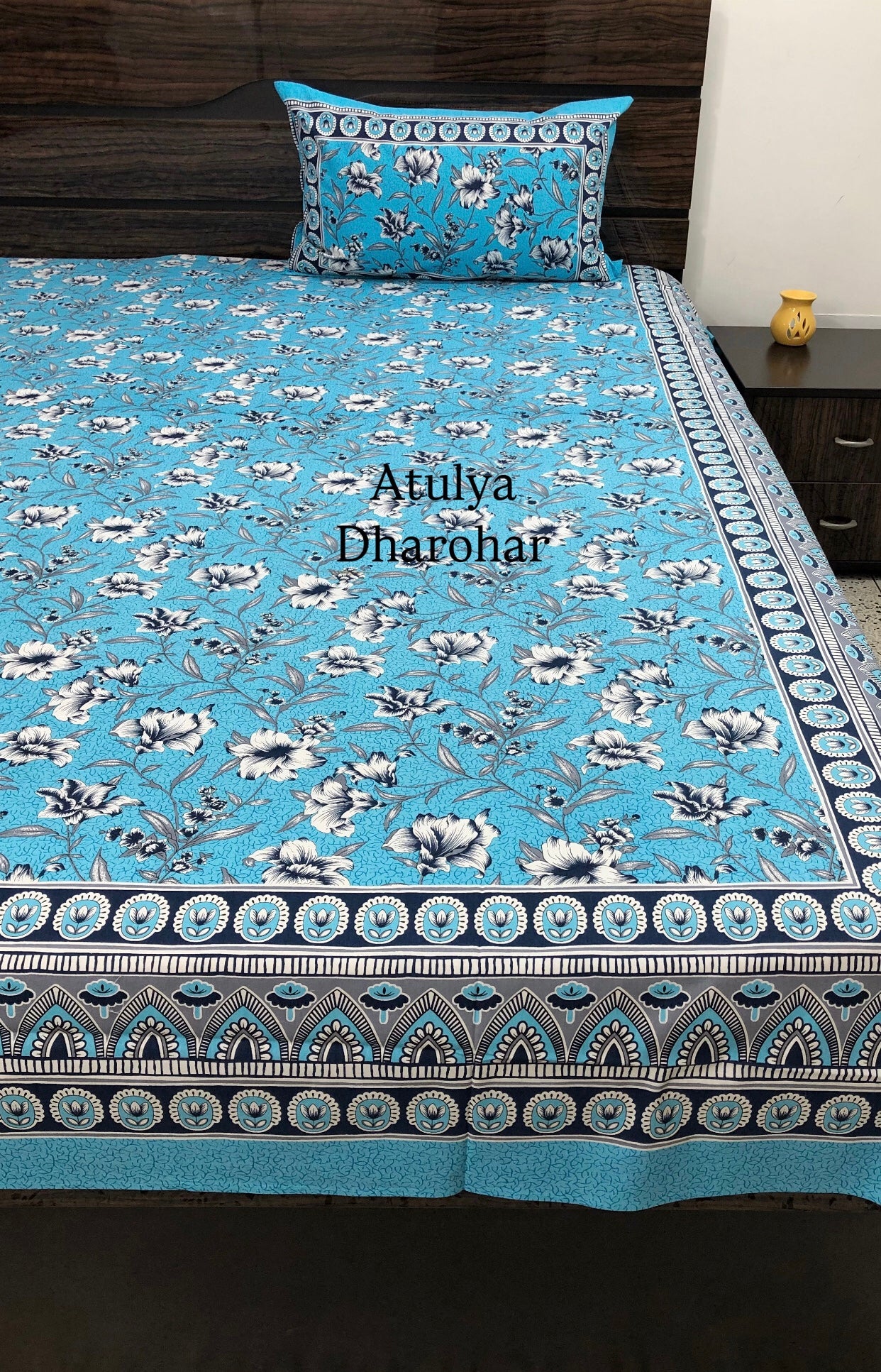 Blue Floral Jaal Cotton King Size Bedsheet