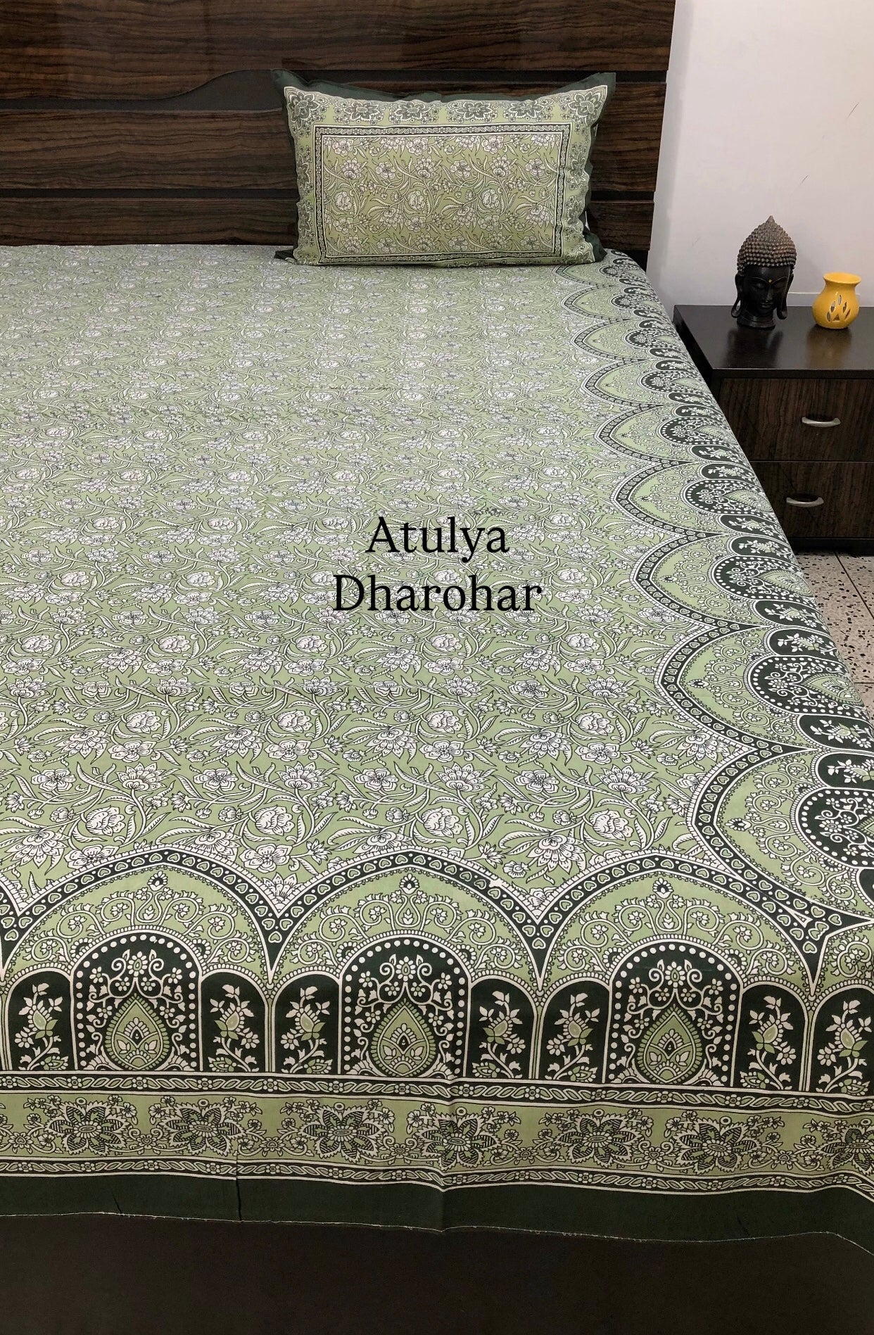 Green Floral Jaal Cotton King Size Bedsheet