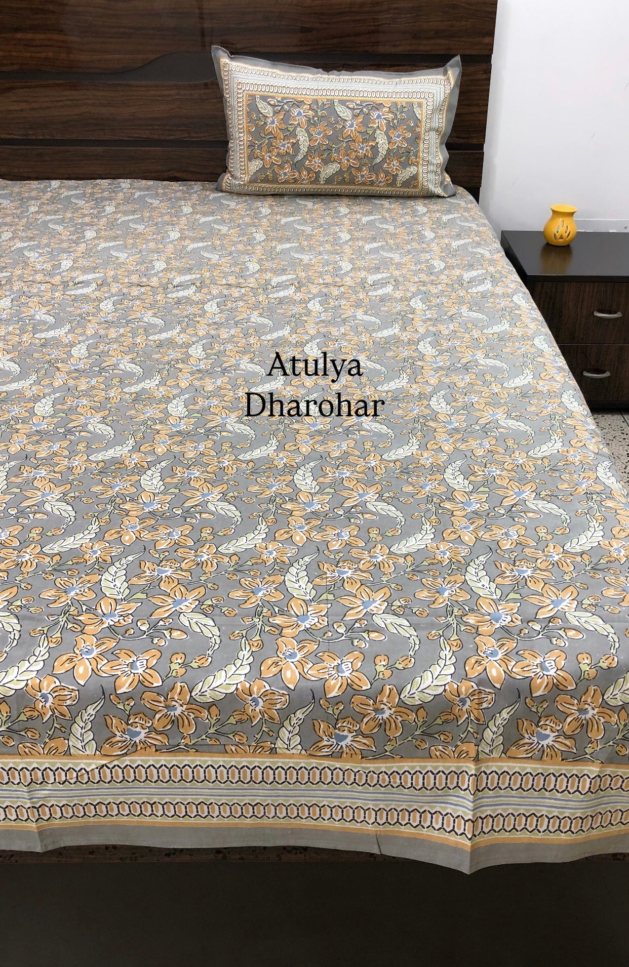 Grey Floral Jaal Cotton Super King Bedsheet