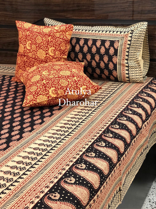 Black and Maroon Kalamkari Super King Cotton Bedsheet