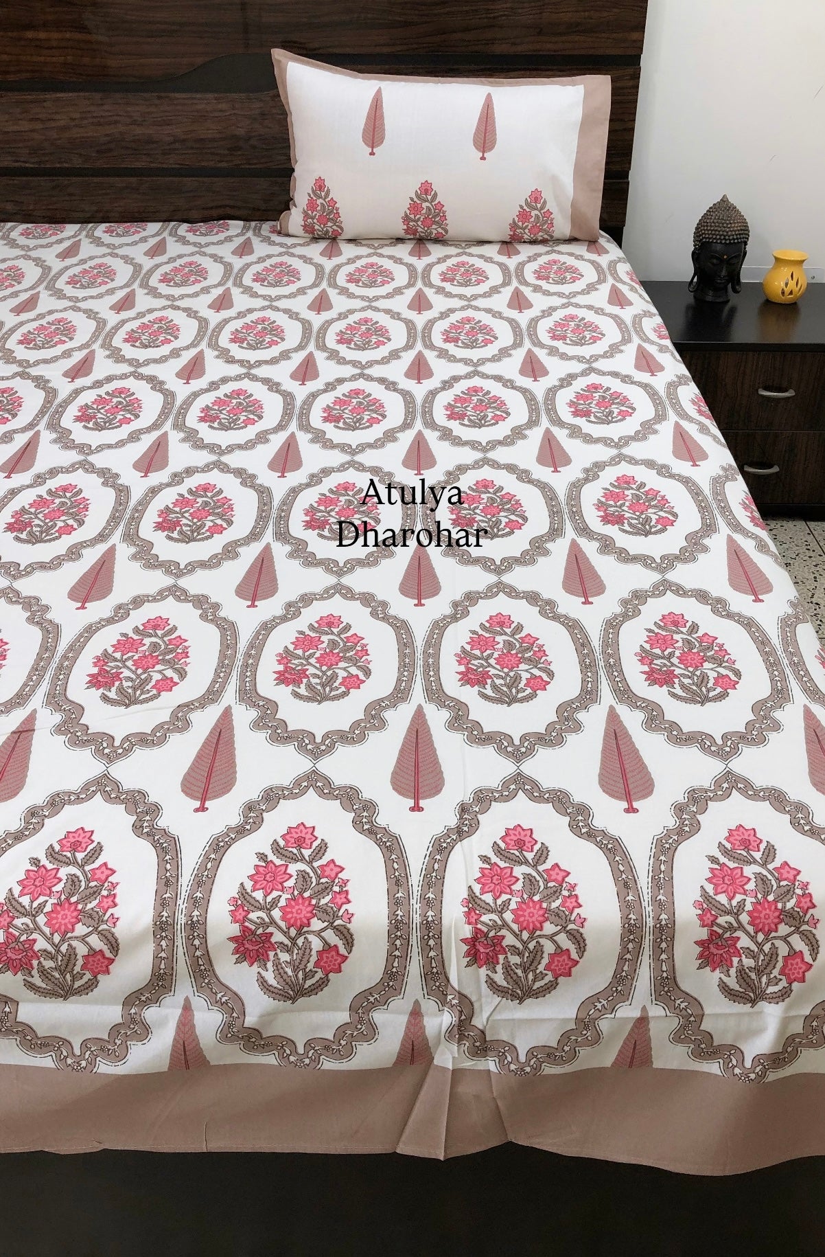 Pink and Brown Floral Mughal Jaal Super King Cotton Bedsheet