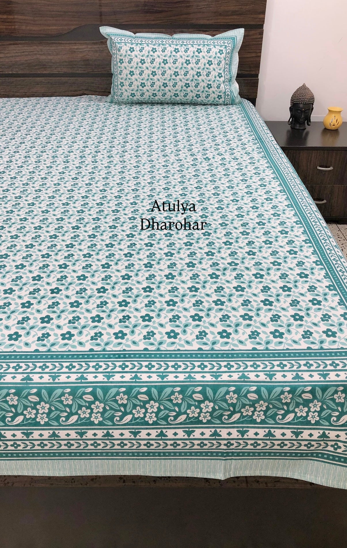 Turquoise Floral Jaal Cotton King Size Bedsheet