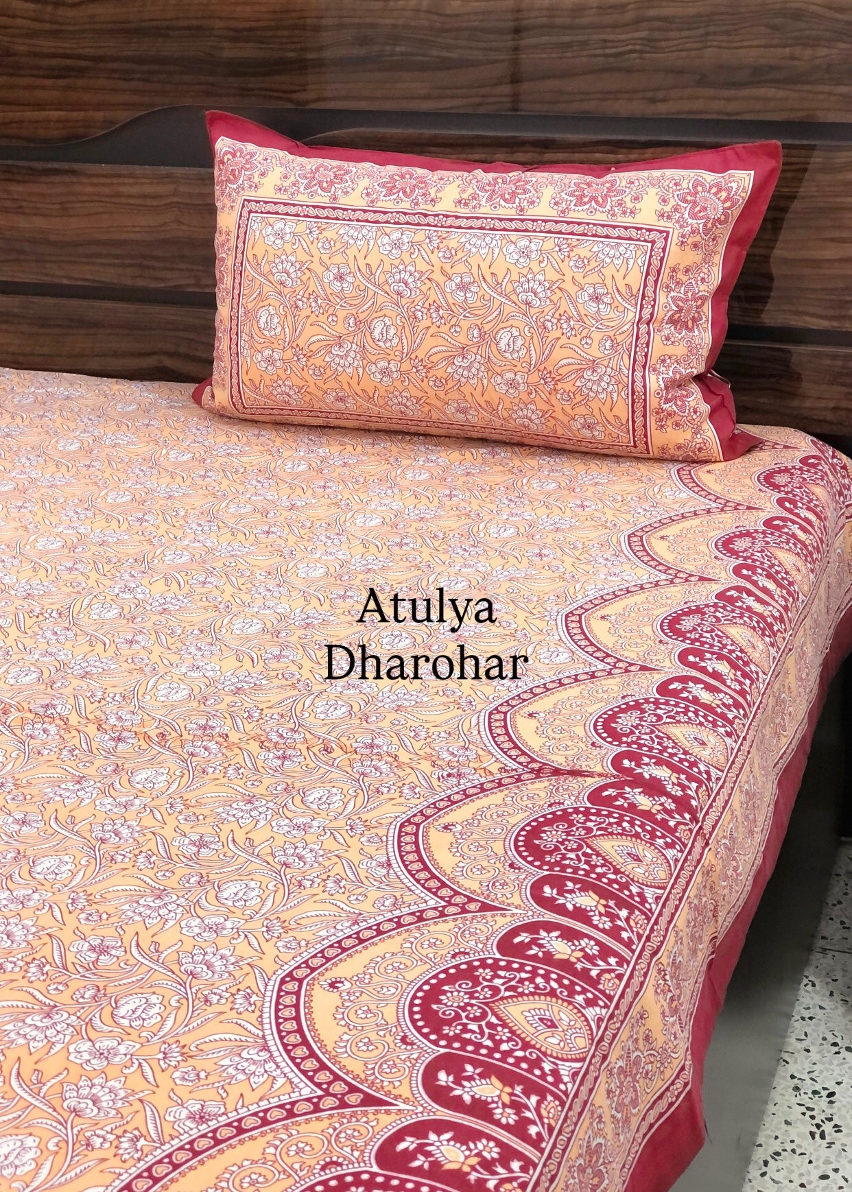 Peach Floral Jaal Cotton King Size Bedsheet