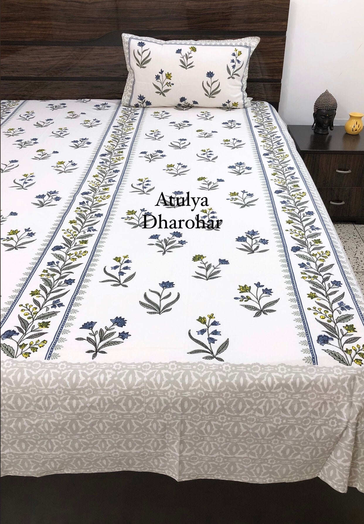 Blue Floral Motifs Super King Bedsheet