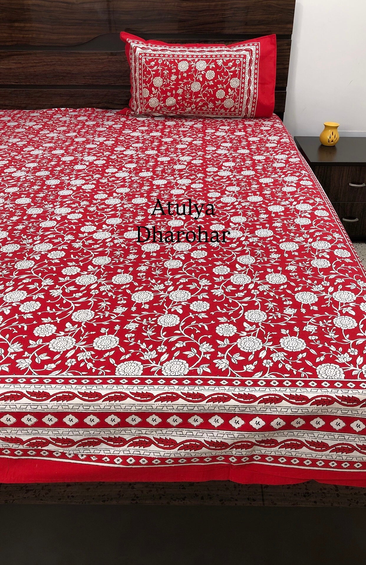 Red Floral Jaal Cotton Super King Size Bedsheet