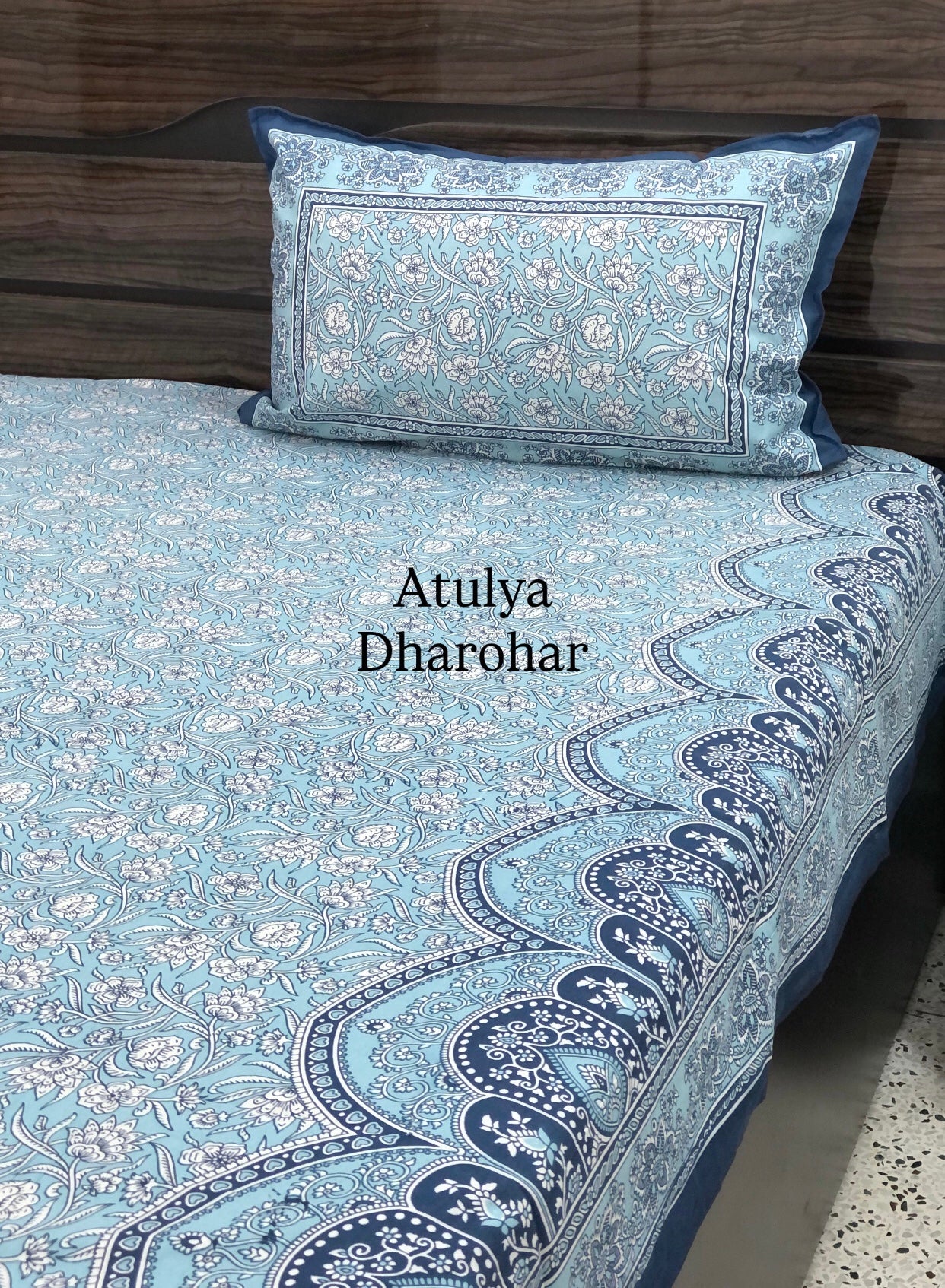 Blue Floral Jaal Cotton King Size Bedsheet