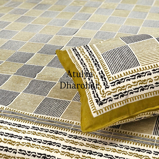 Green Geometric Cotton King Size Bedsheet