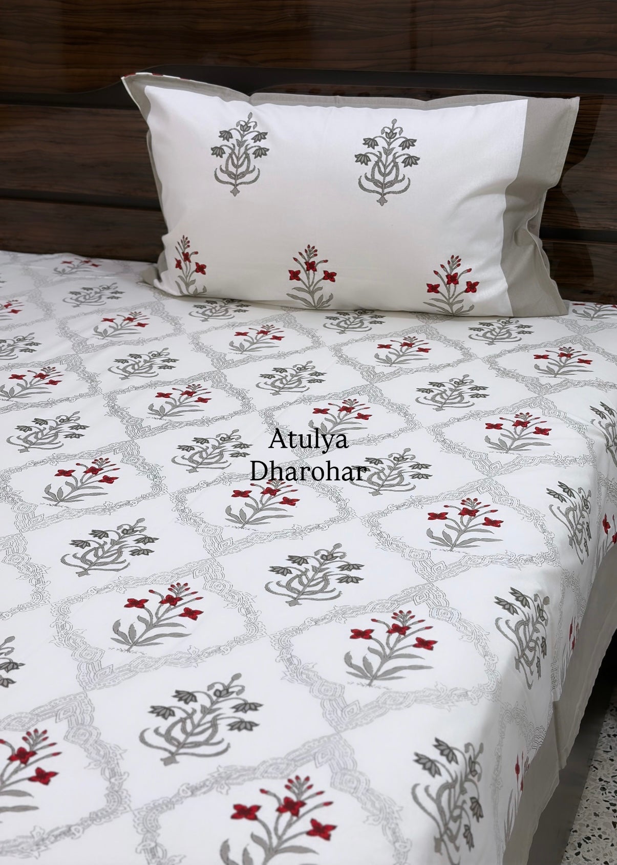 Grey and Red Floral Mughal Jaal Cotton Super King Bedsheet