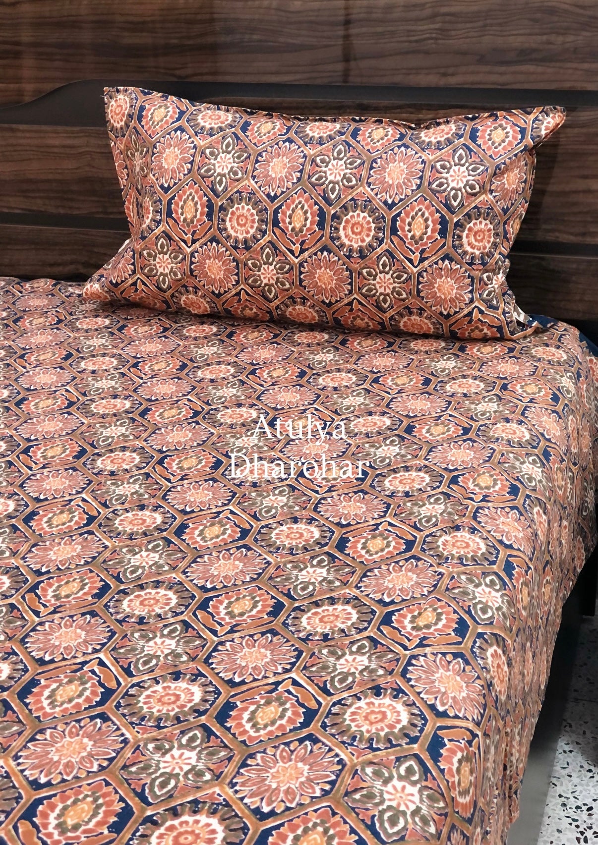 Indigo and Red Floral Mughal Jaal Super King Cotton Bedsheet