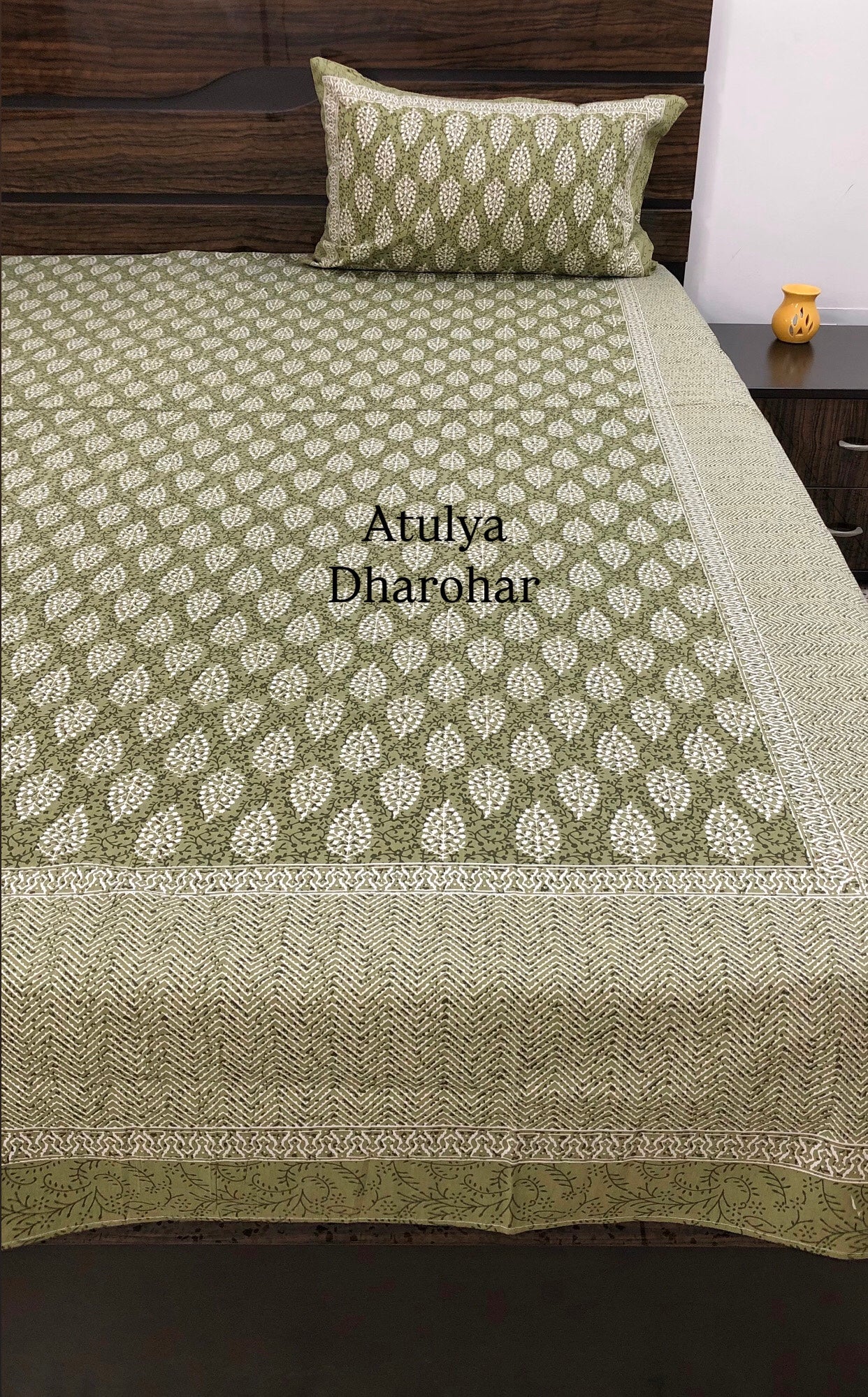 Green Butti Cotton King Size Bedsheet