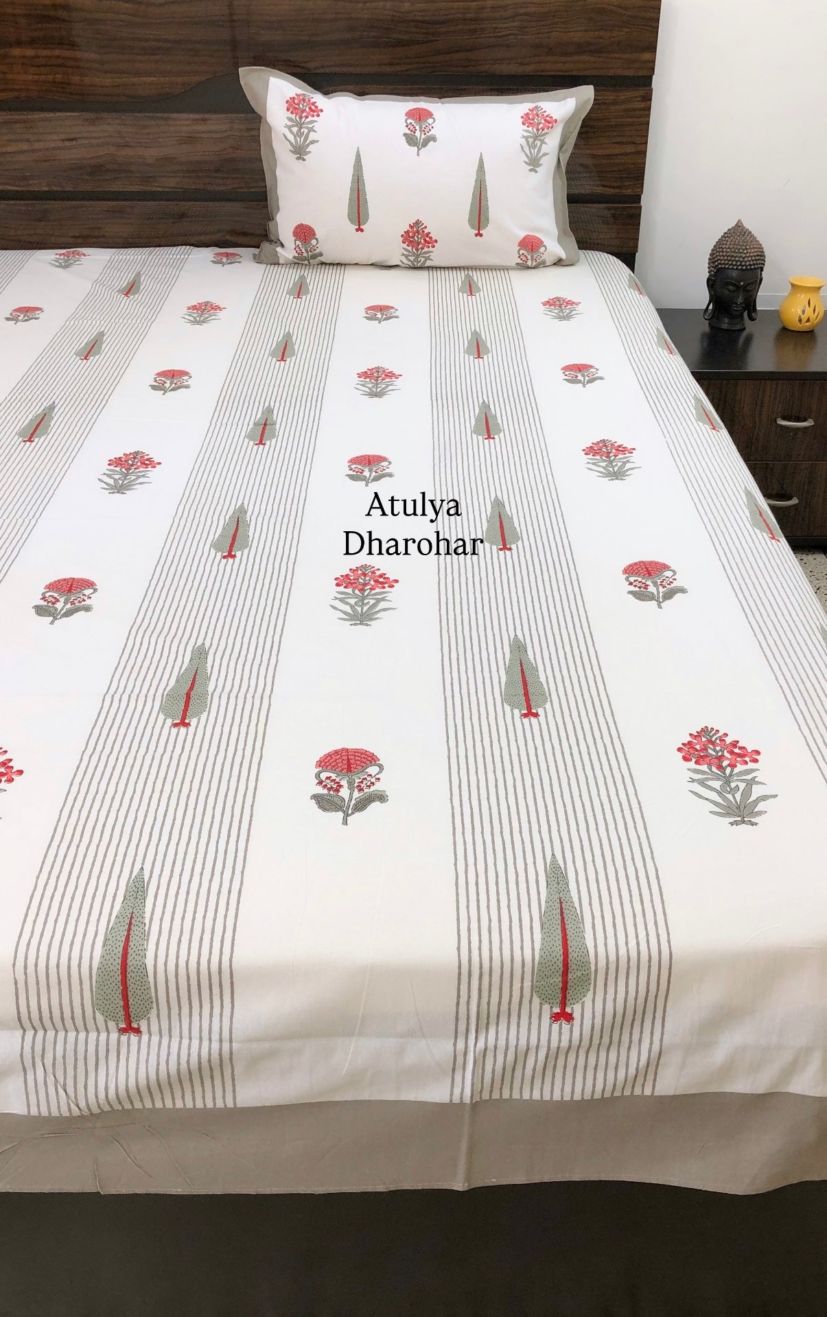 Red Floral Motifs Super King Cotton Bedsheet