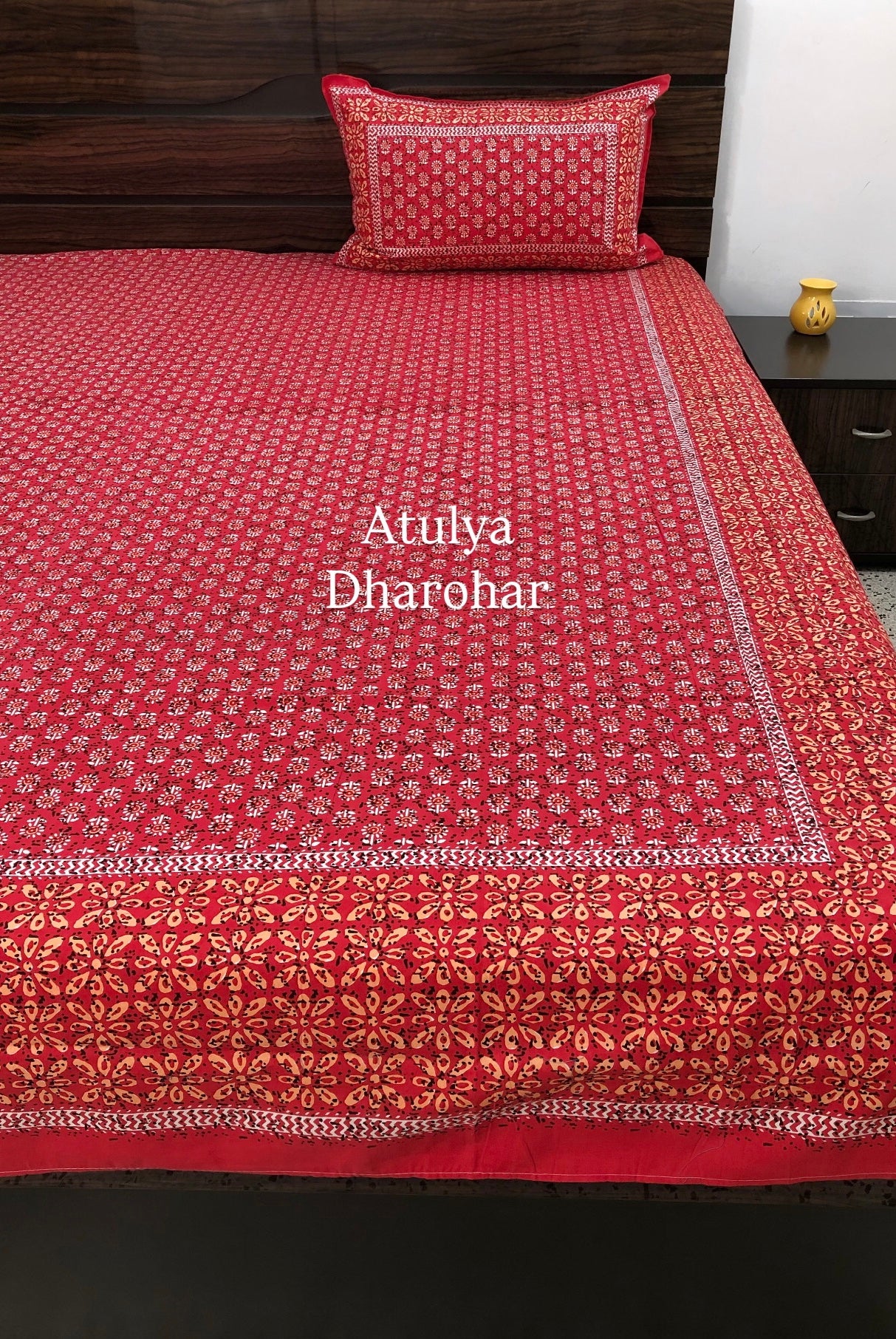 Red Butti Cotton King Size Bedsheet