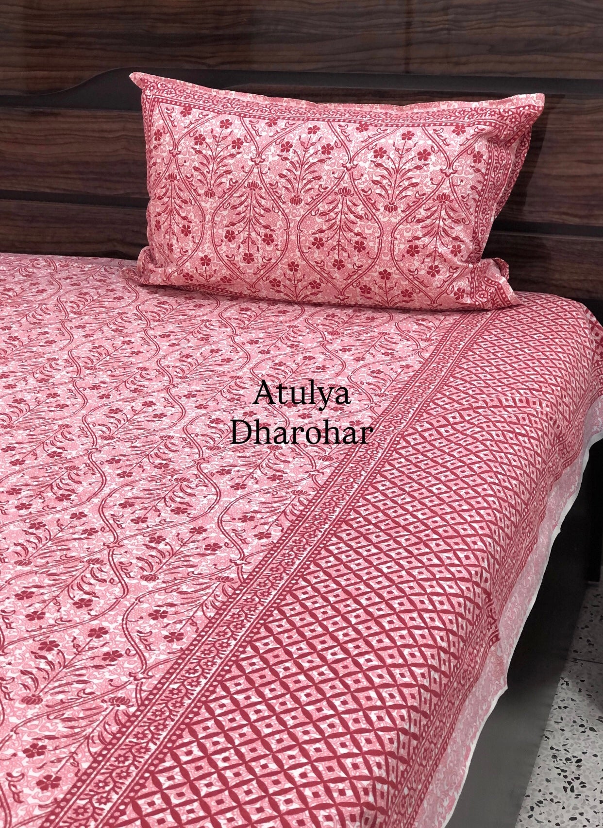 Pink Mughal Jaal Cotton King Size Bedsheet