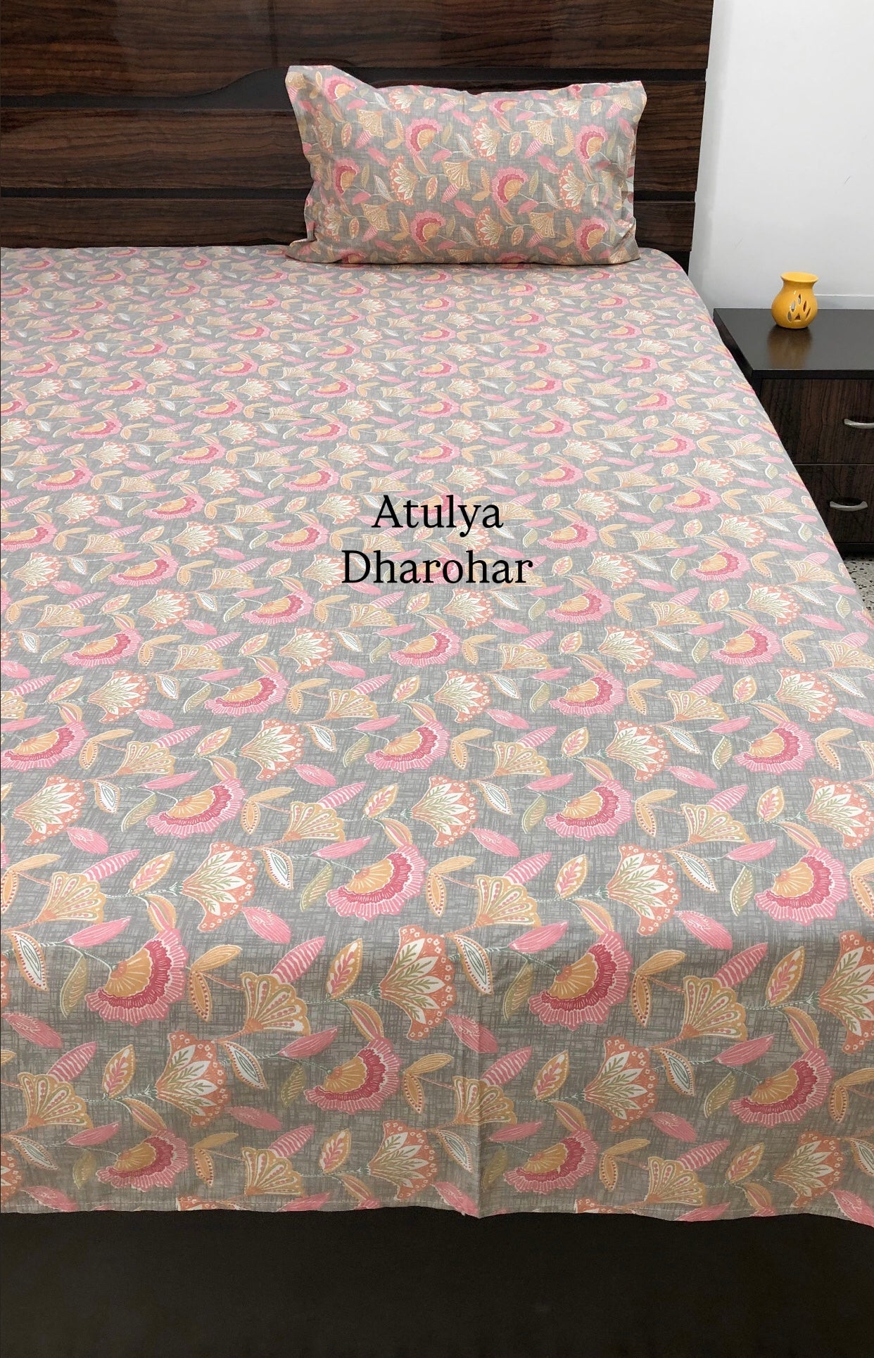 Grey & Pink Floral Jaal Cotton King Size Bedsheet