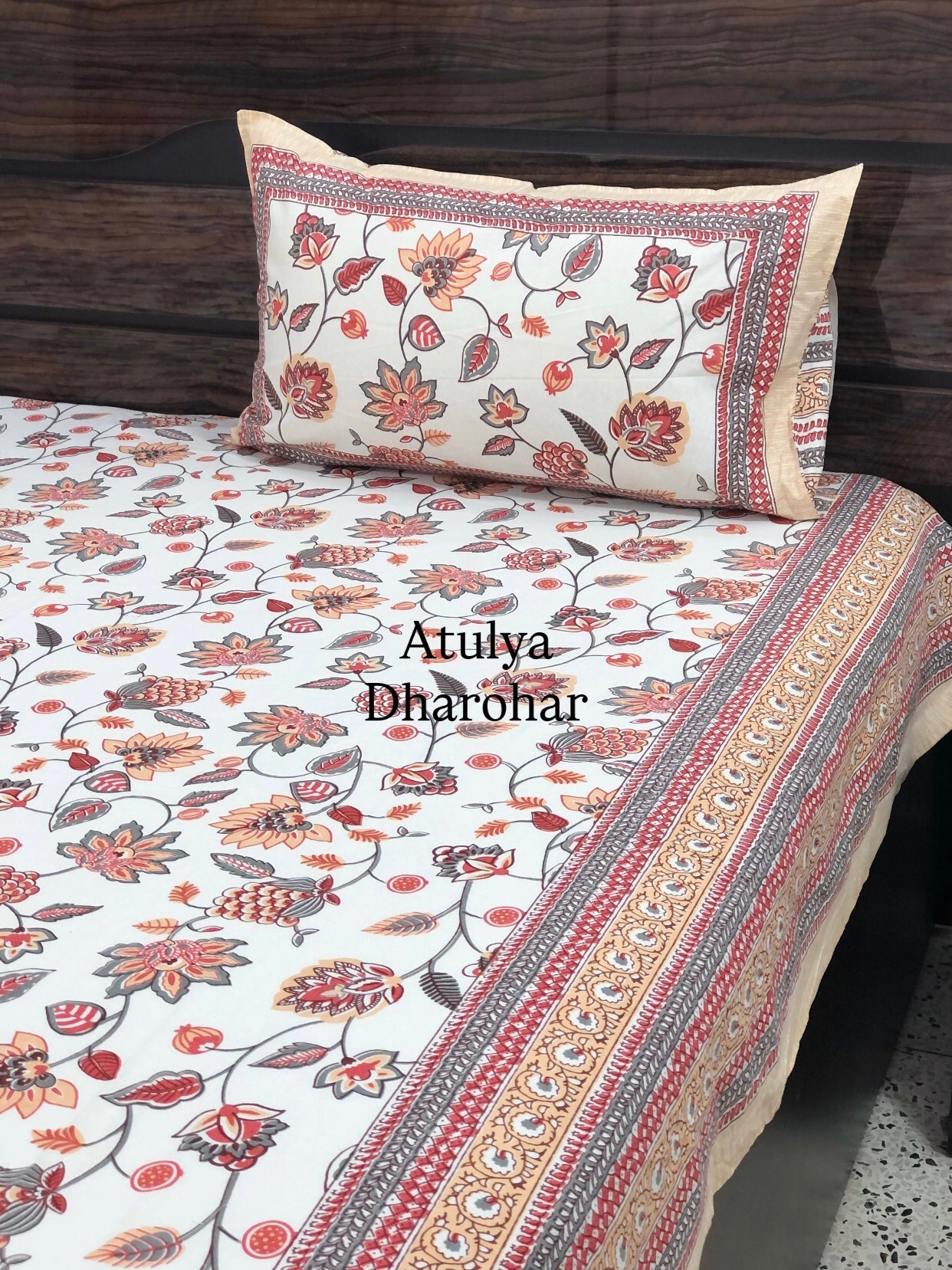 Red Floral Jaal Cotton Super King Bedsheet