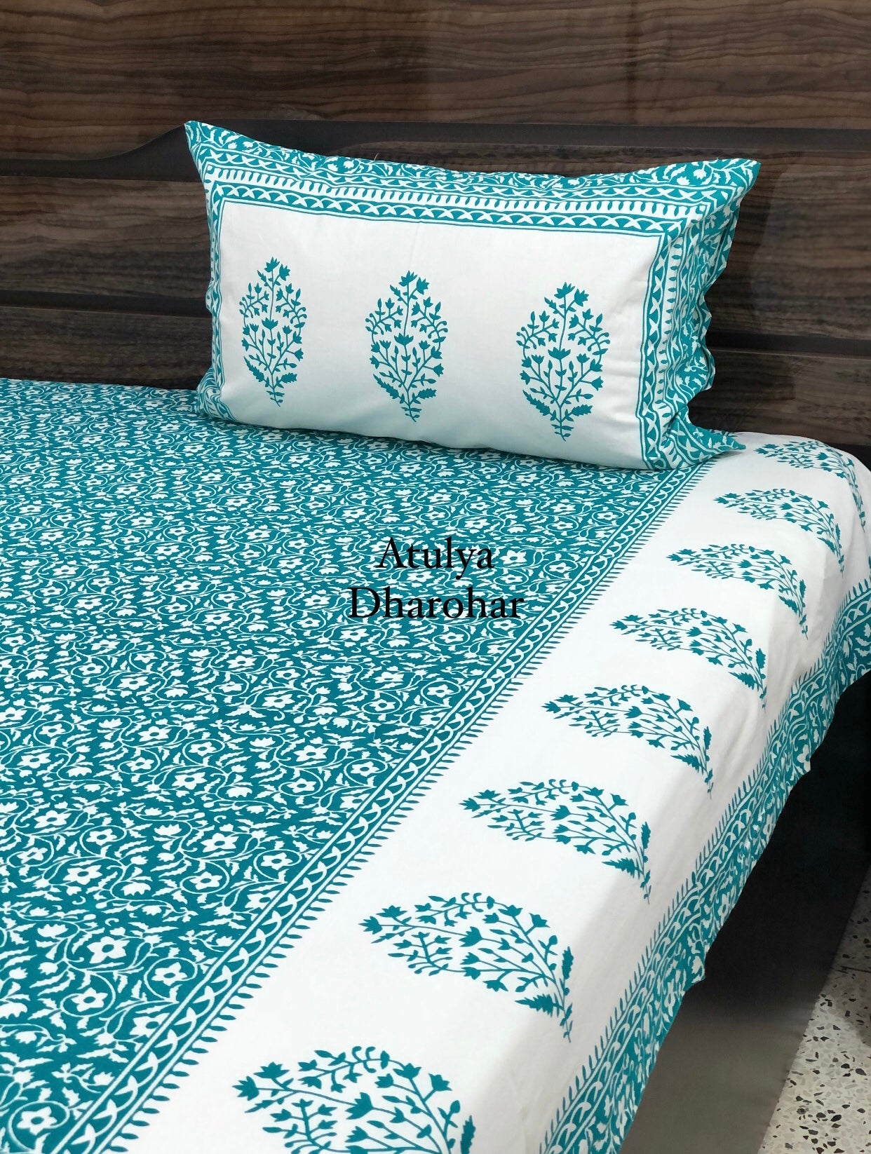 Turquoise Floral Jaal Bedsheet
