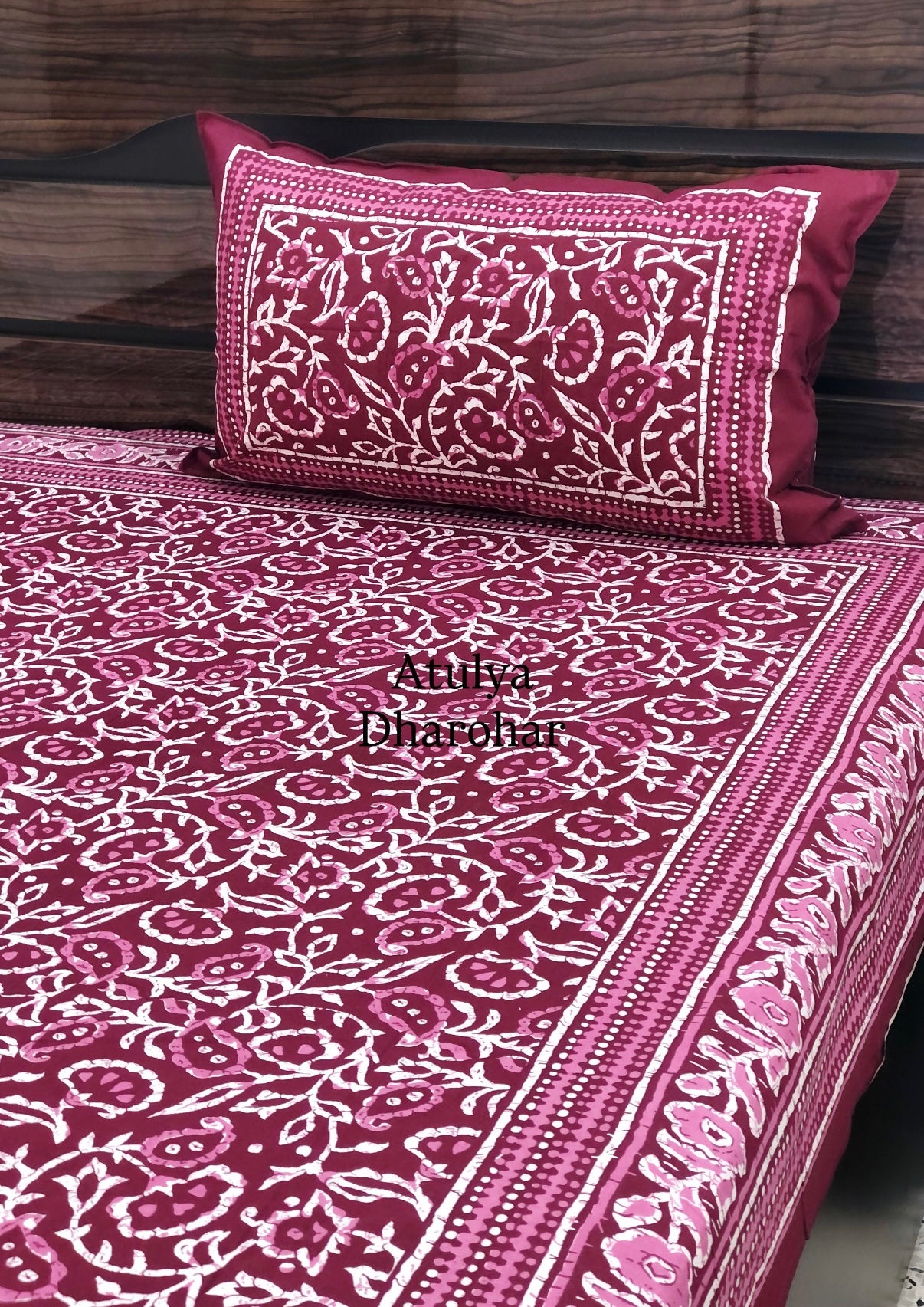 Magenta Pink Floral Jaal Cotton Single Bed Bedsheet