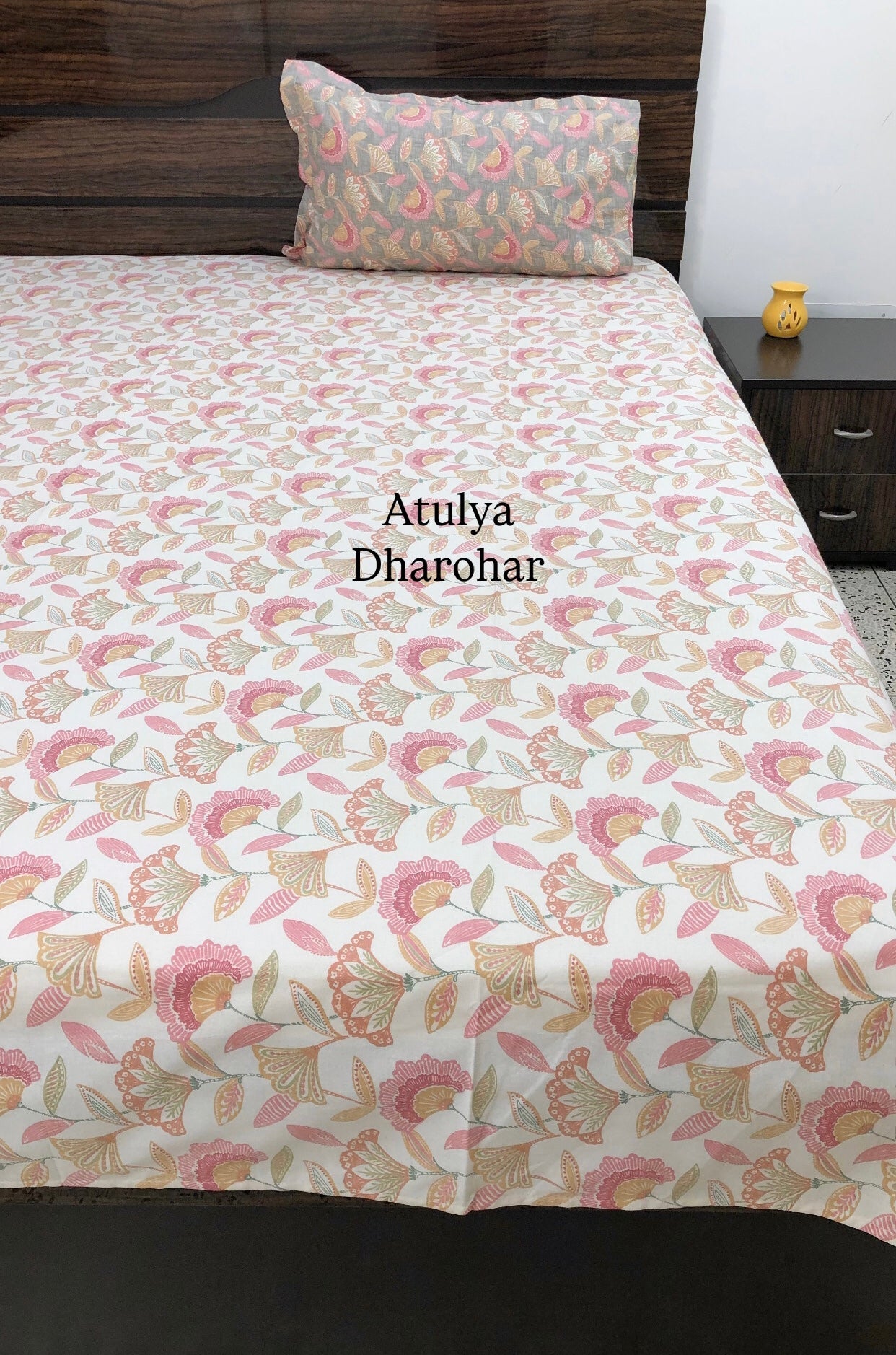 Pink Floral Jaal Cotton King Size Bedsheet