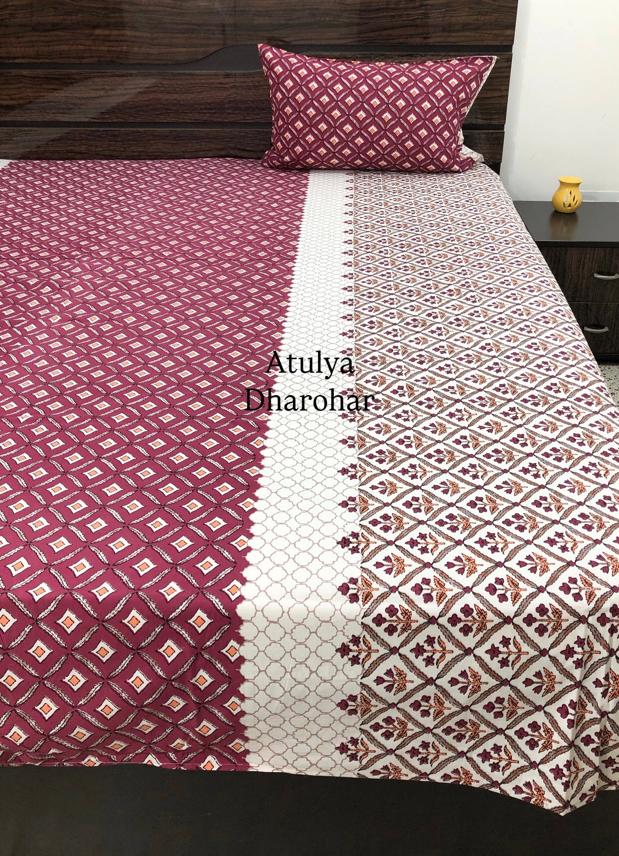 Pinkish Red Mughal Jaal Cotton Super King Bedsheet