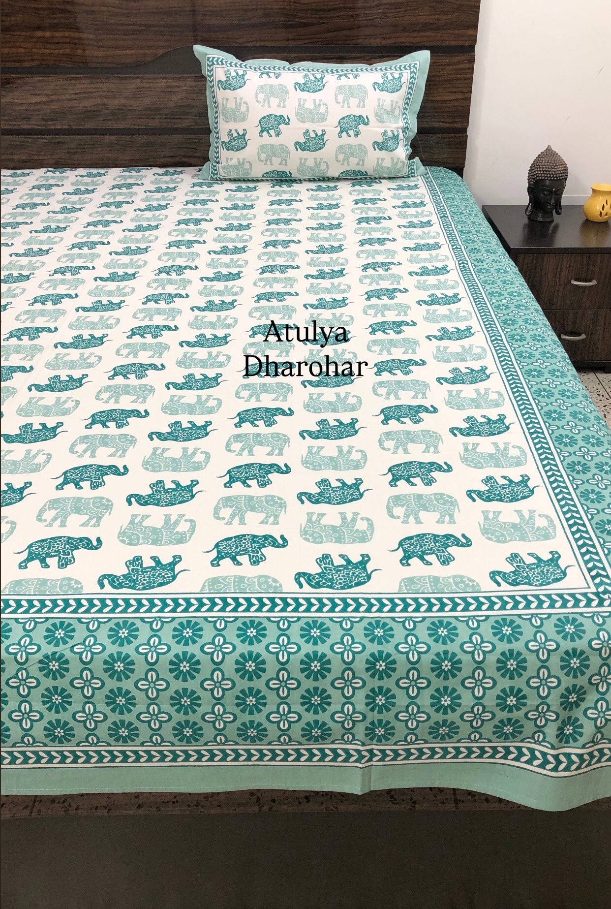 Turquoise Elephant Motifs Cotton King Size Bedsheet