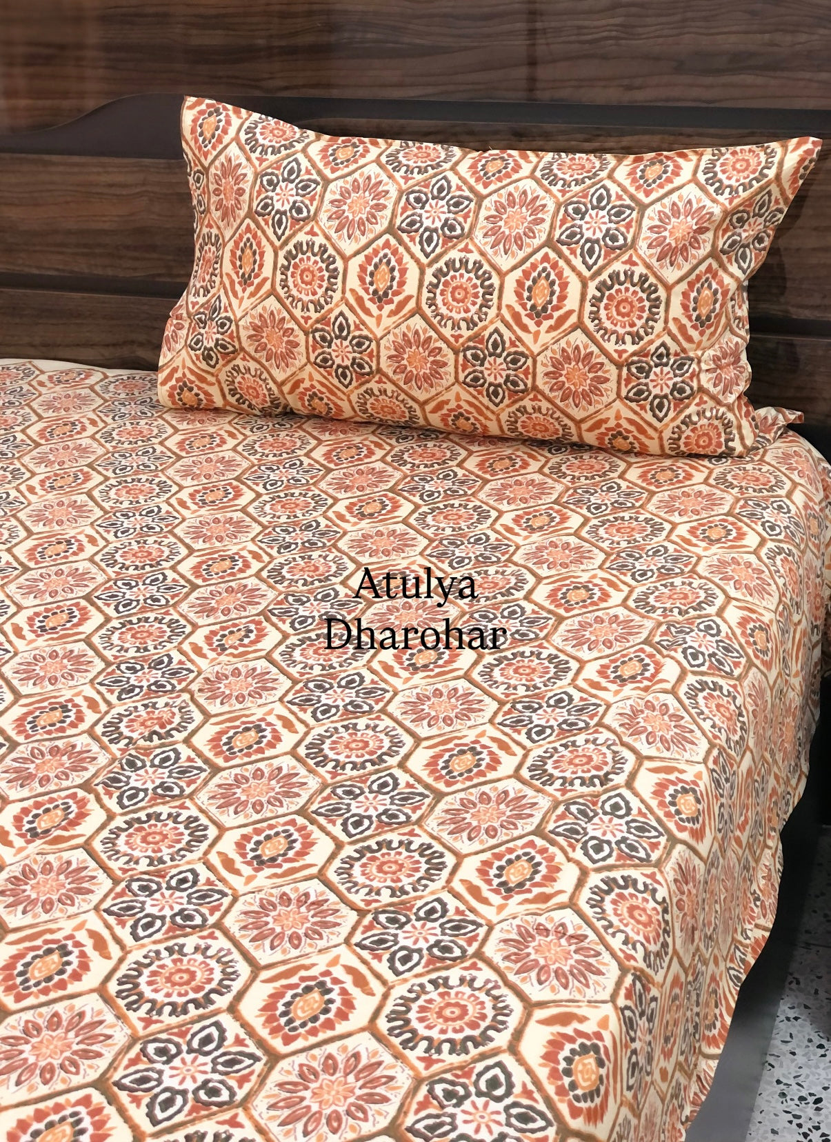 Beige and Red Floral Mughal Jaal Super King Cotton Bedsheet