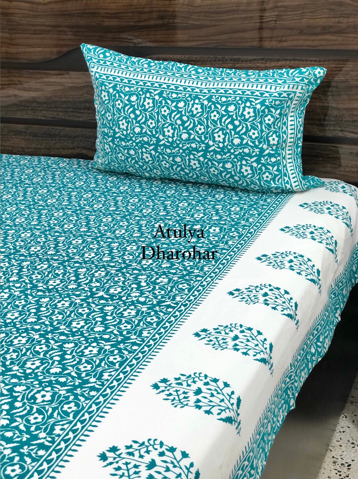 Turquoise Floral Jaal Bedsheet
