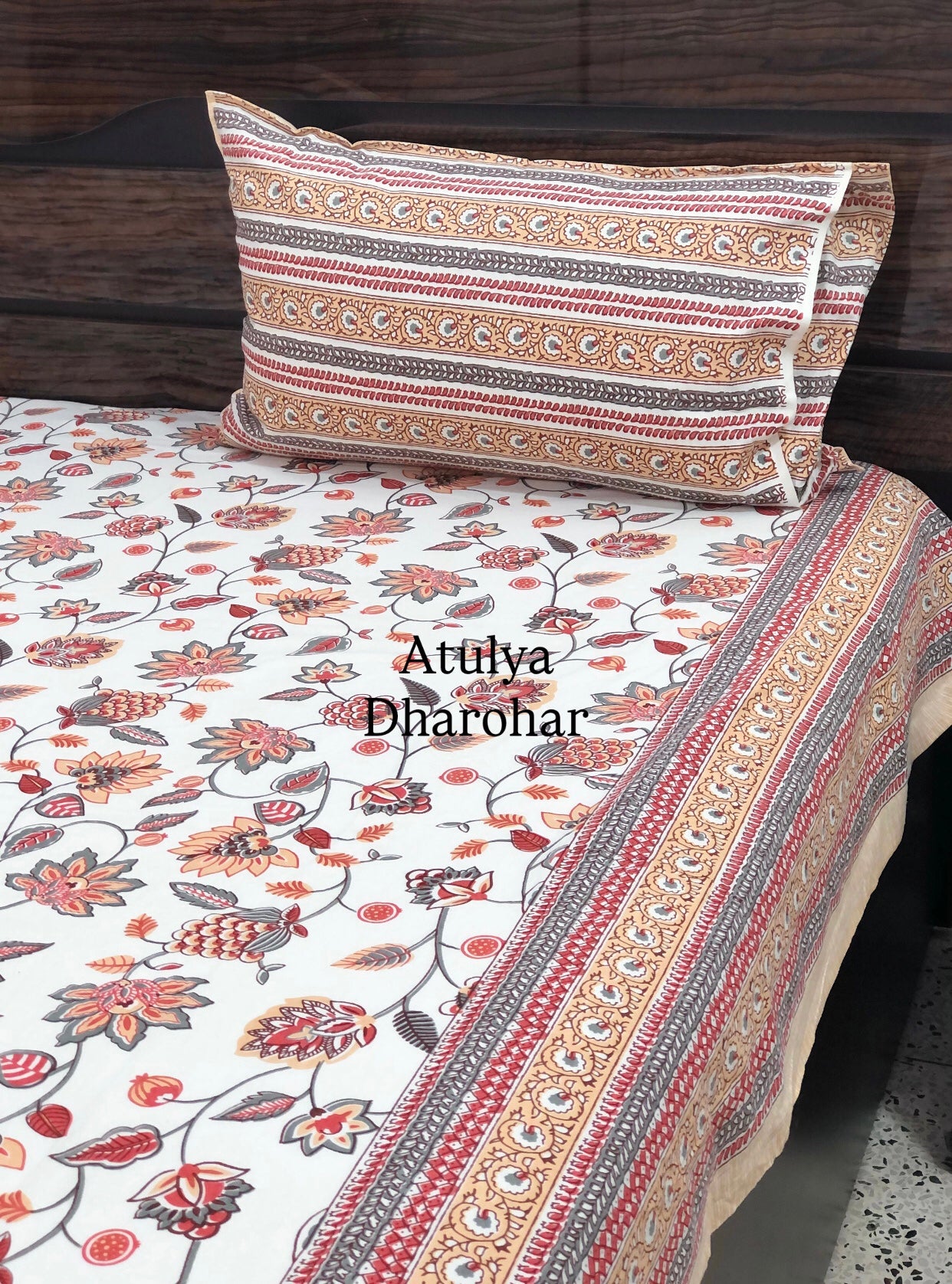 Red Floral Jaal Cotton Super King Bedsheet