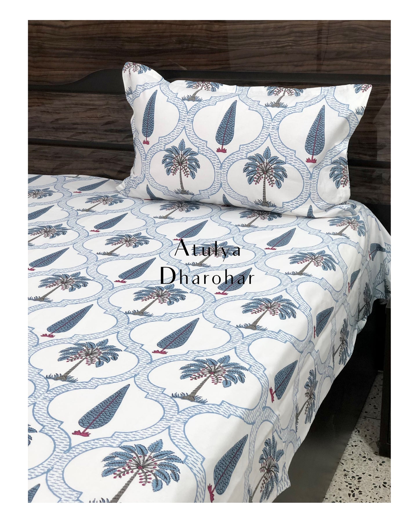 Blue Palm Tree Motifs Bedsheet