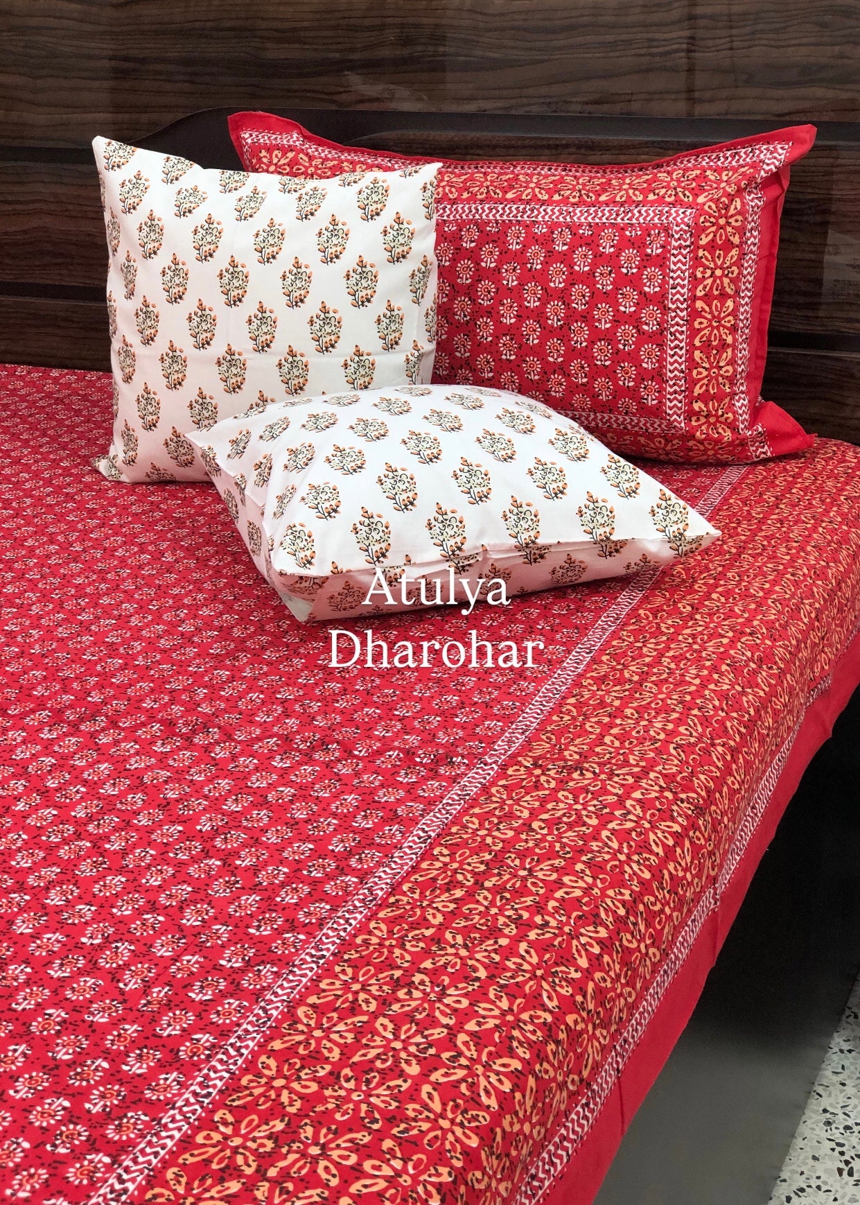 Red Butti Cotton King Size Bedsheet