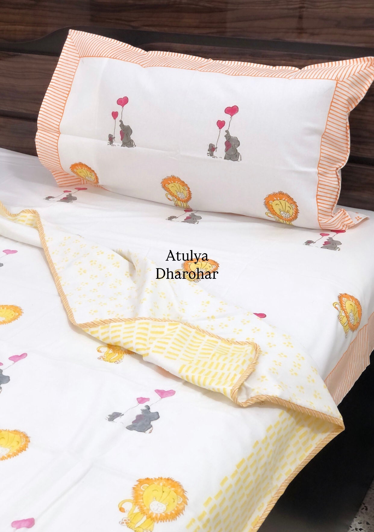 Lion and Elephant Hand Block Mulmul Baby Dohar