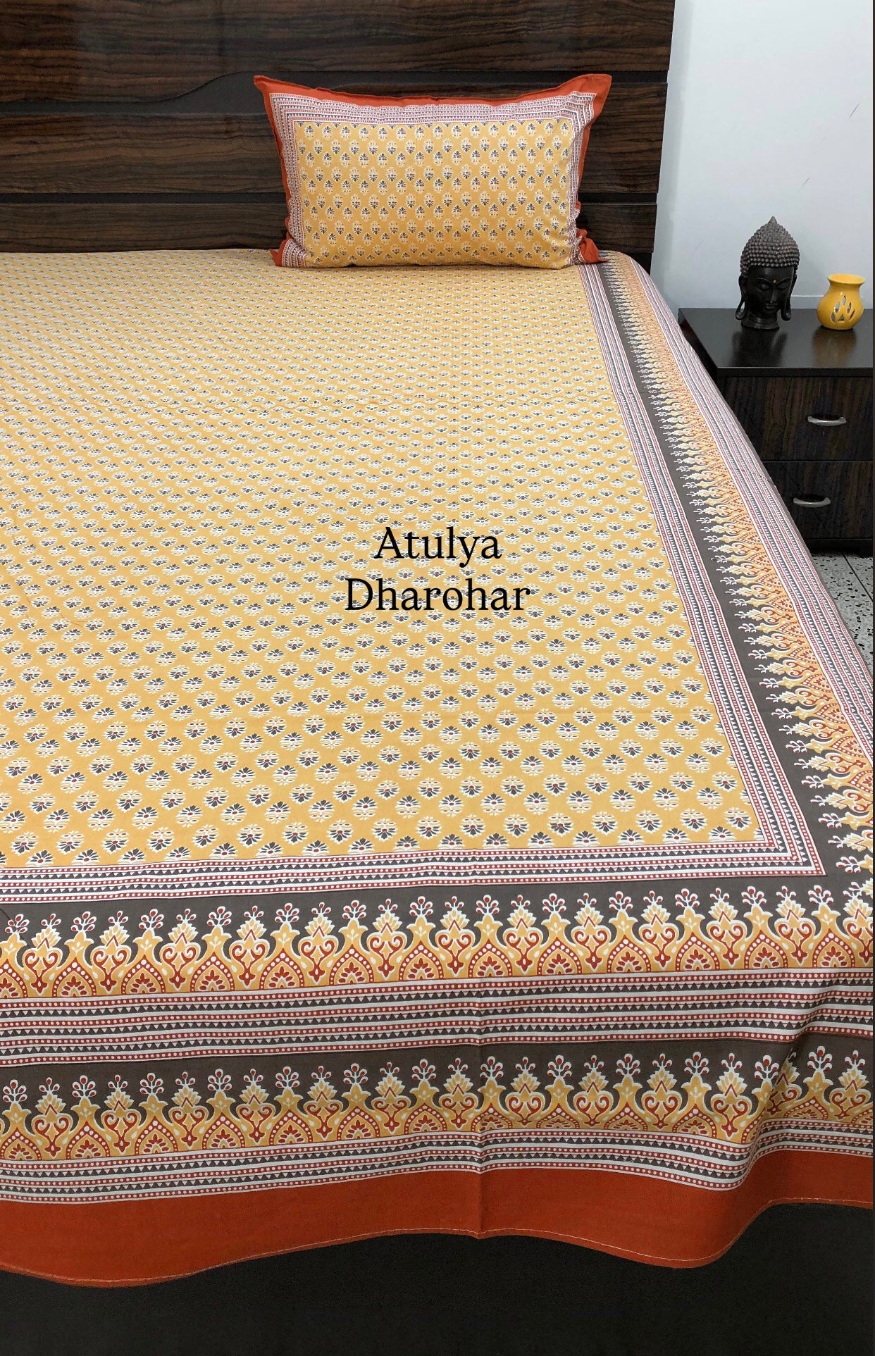 Yellow Butti Cotton King Size Bedsheet