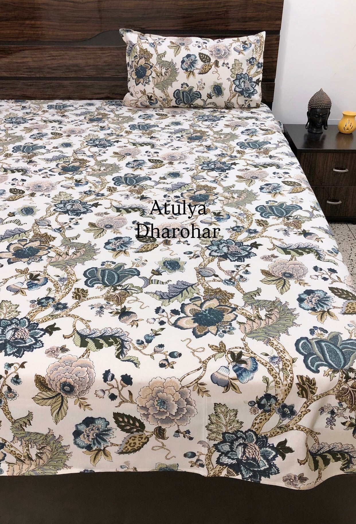 Navy Blue Floral Jaal Cotton Super King Bedsheet