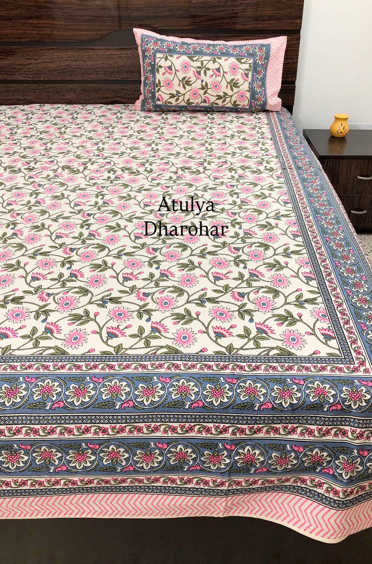 Pink Floral Jaal Cotton King Size Bedsheet