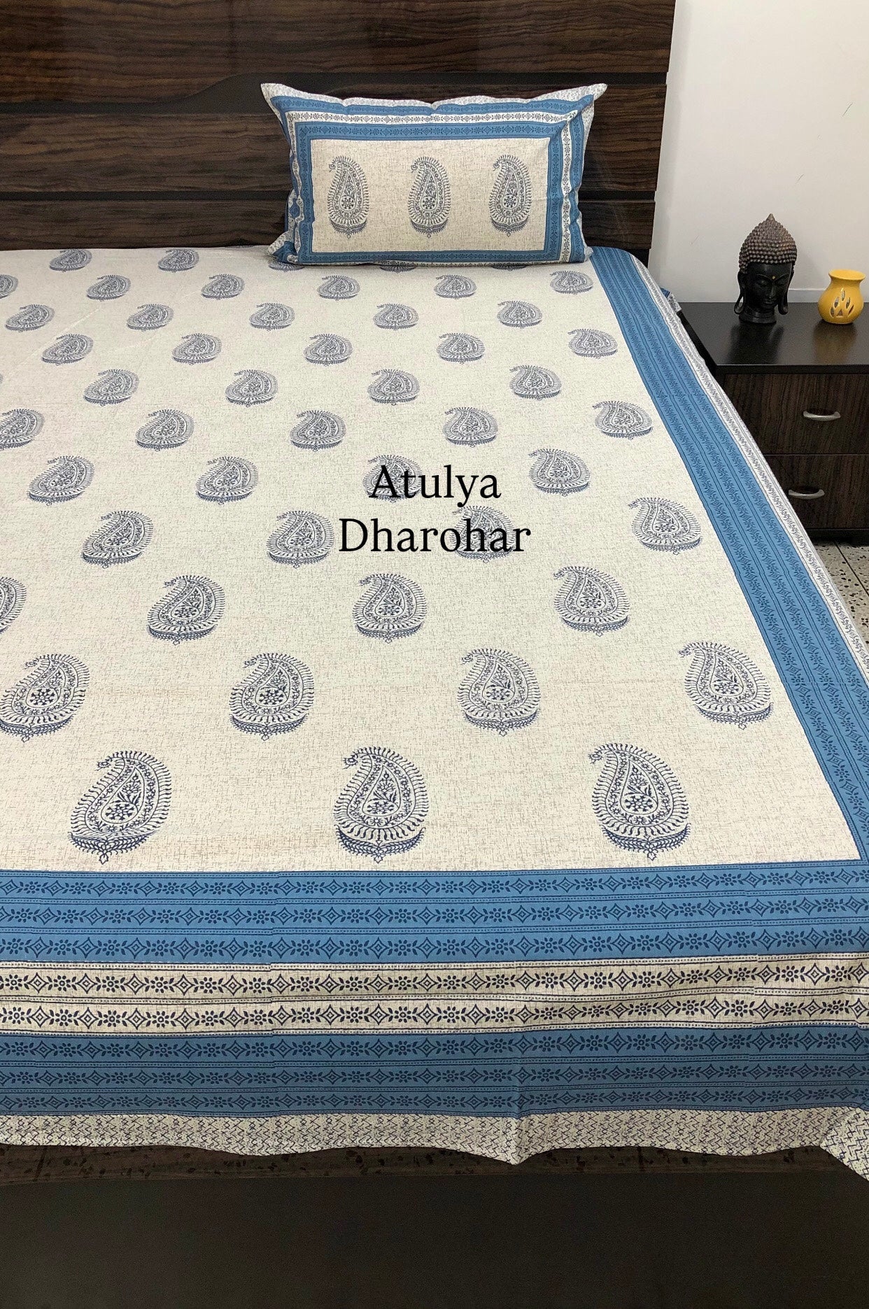 Blue Paisley Motifs Cotton King Size Bedsheet