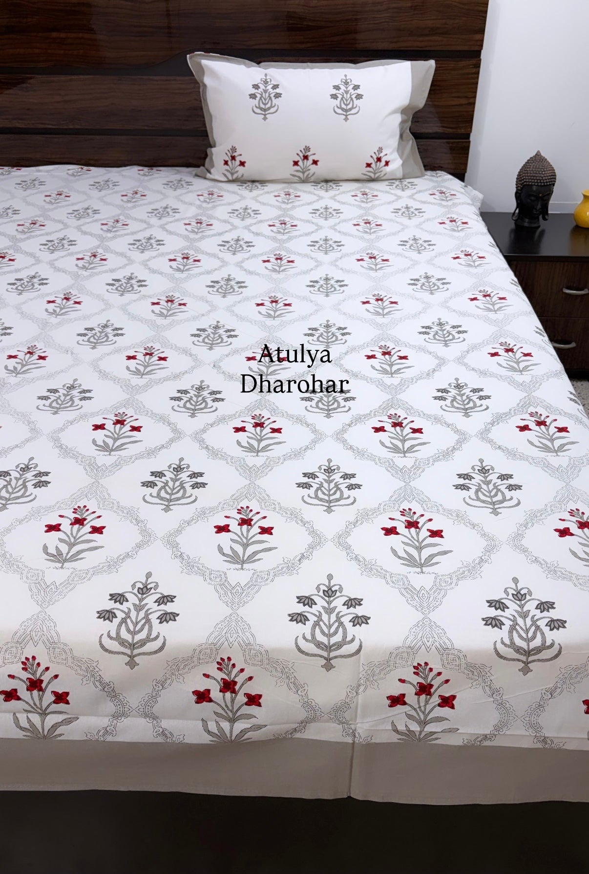 Grey and Red Floral Mughal Jaal Cotton Super King Bedsheet