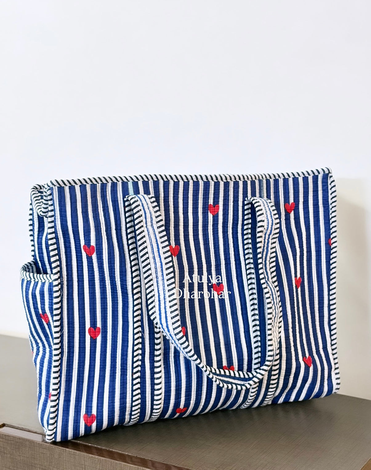 Blue and Red Hearts Medium Tote Bag with Zip