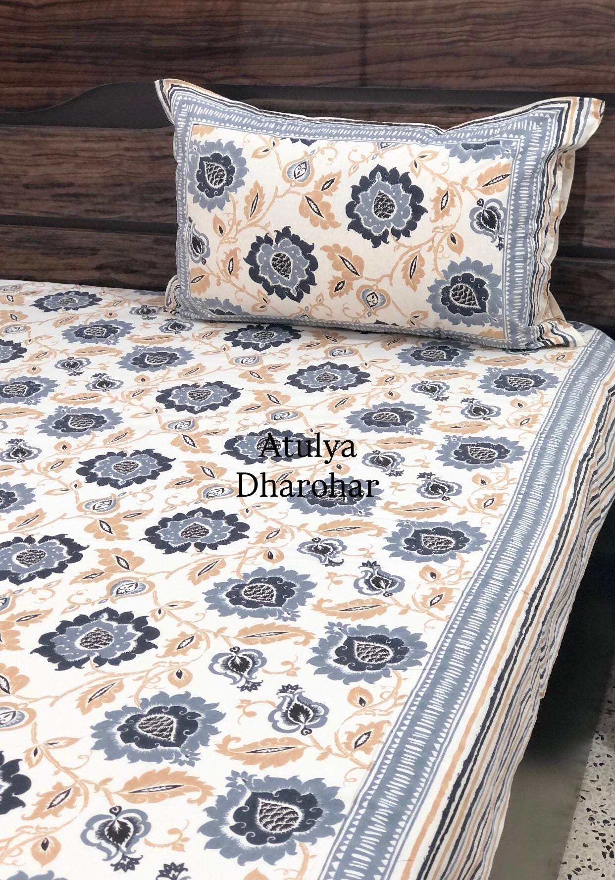 Blue Floral Jaal Cotton King Size Bedsheet