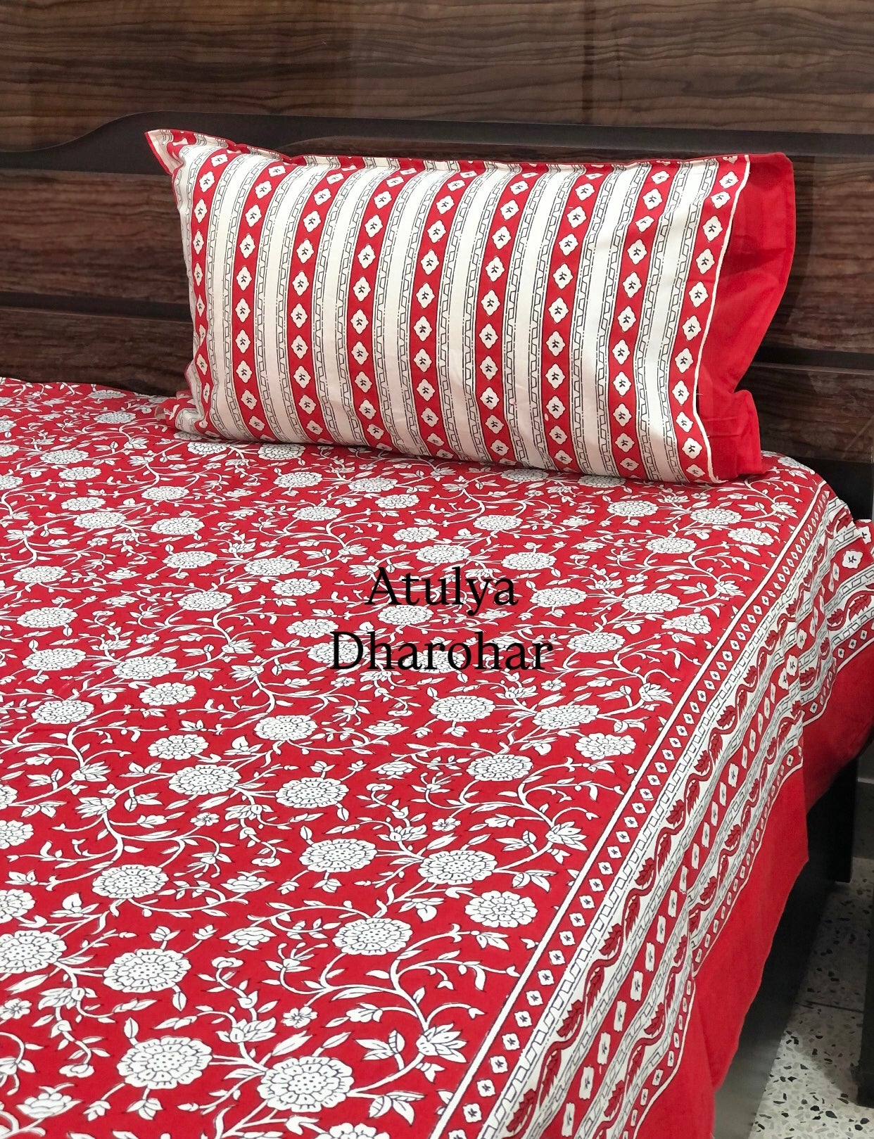 Red Floral Jaal Cotton Super King Size Bedsheet