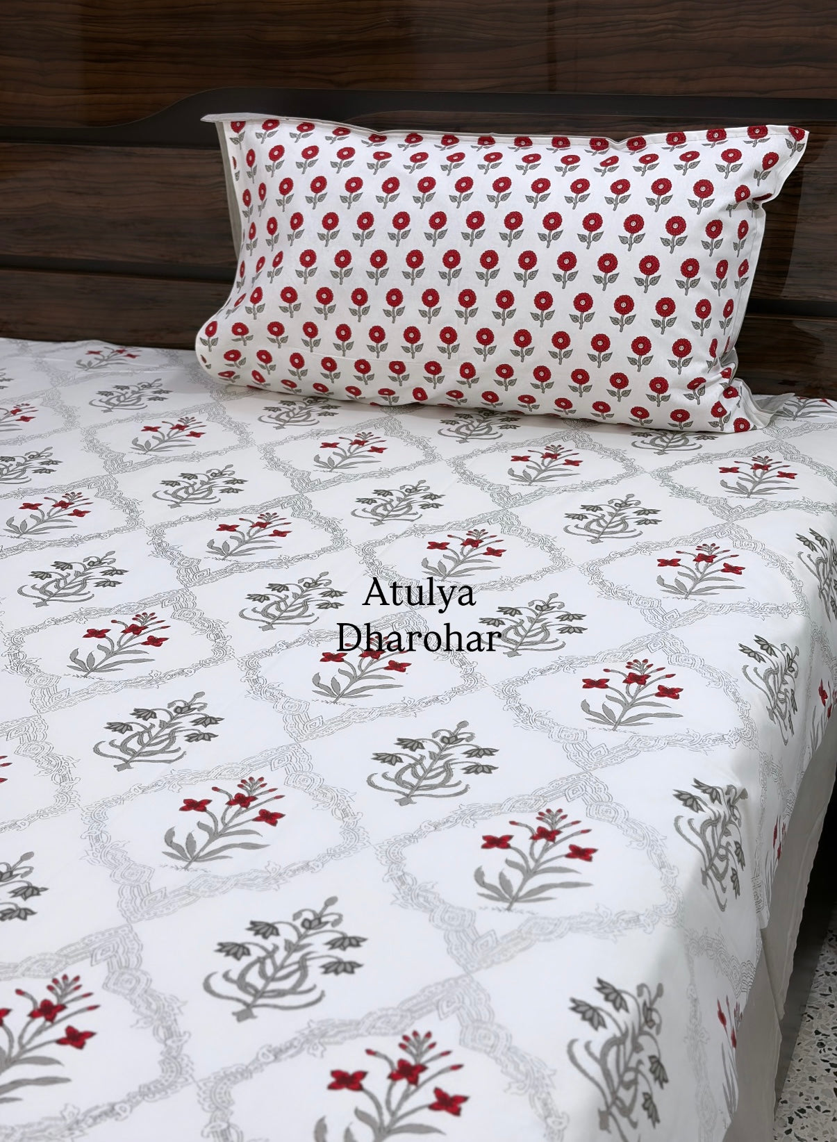 Grey and Red Floral Mughal Jaal Cotton Super King Bedsheet