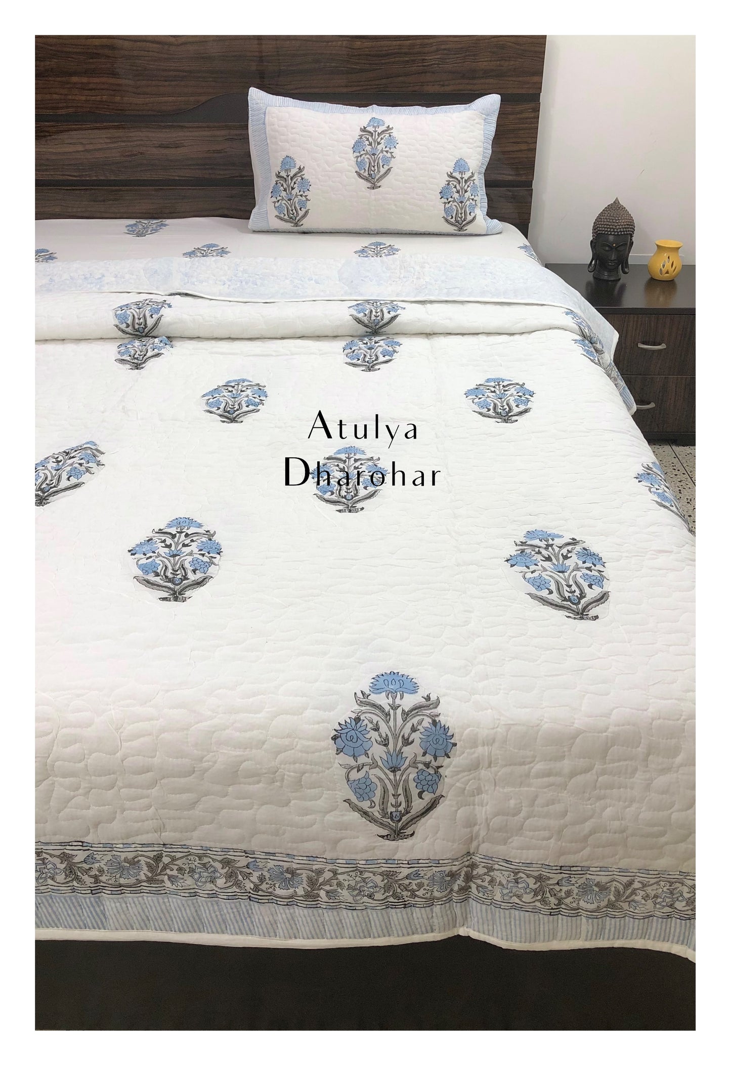 Blue Mughal Motifs Mulmul Comforter Set